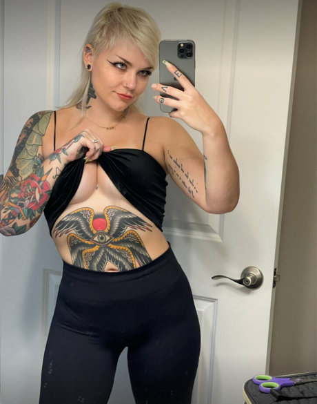 Holli Marie