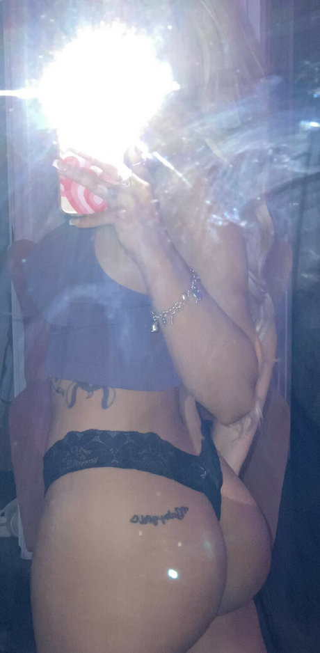 Photo nue de fuite OnlyFans de Marlen Cuevas