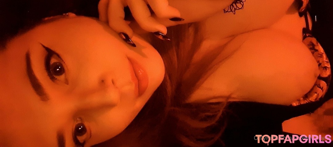 Photo nue de fuite OnlyFans de Vixxenvalkyrie #108 Photo nue de fuite OnlyFans de Vixxenvalkyrie #108