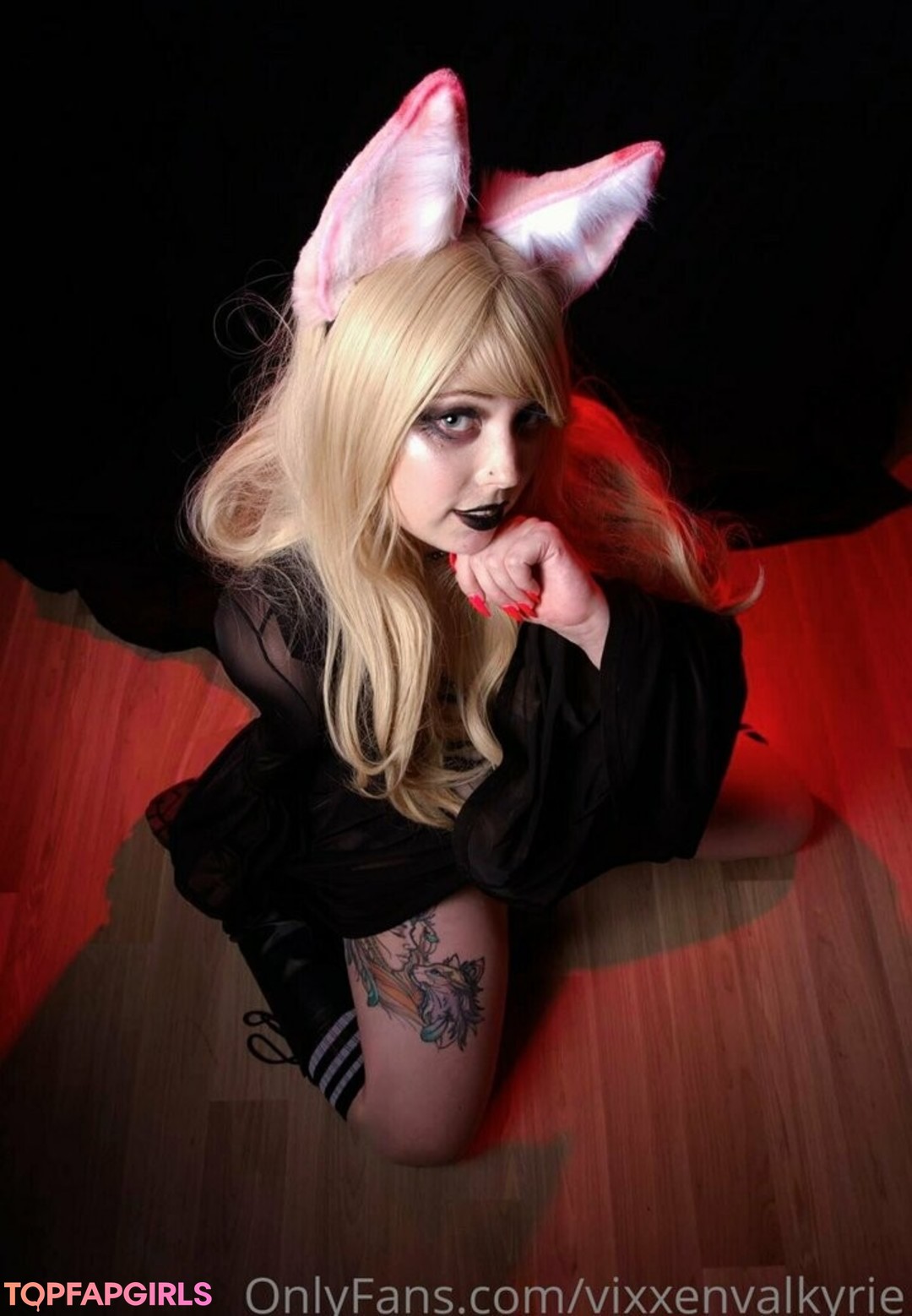 Photo nue de fuite OnlyFans de Vixxenvalkyrie #132 Photo nue de fuite OnlyFans de Vixxenvalkyrie #132