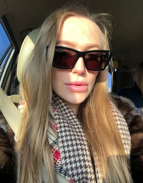 Aislinxxxmodel