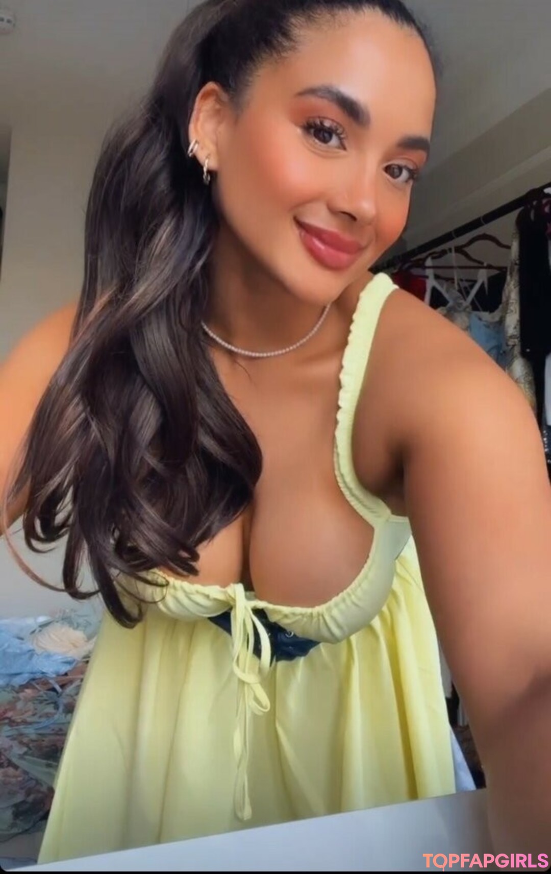 Photo nue de fuite OnlyFans de Gabi Melo #20 Photo nue de fuite OnlyFans de Gabi Melo #20