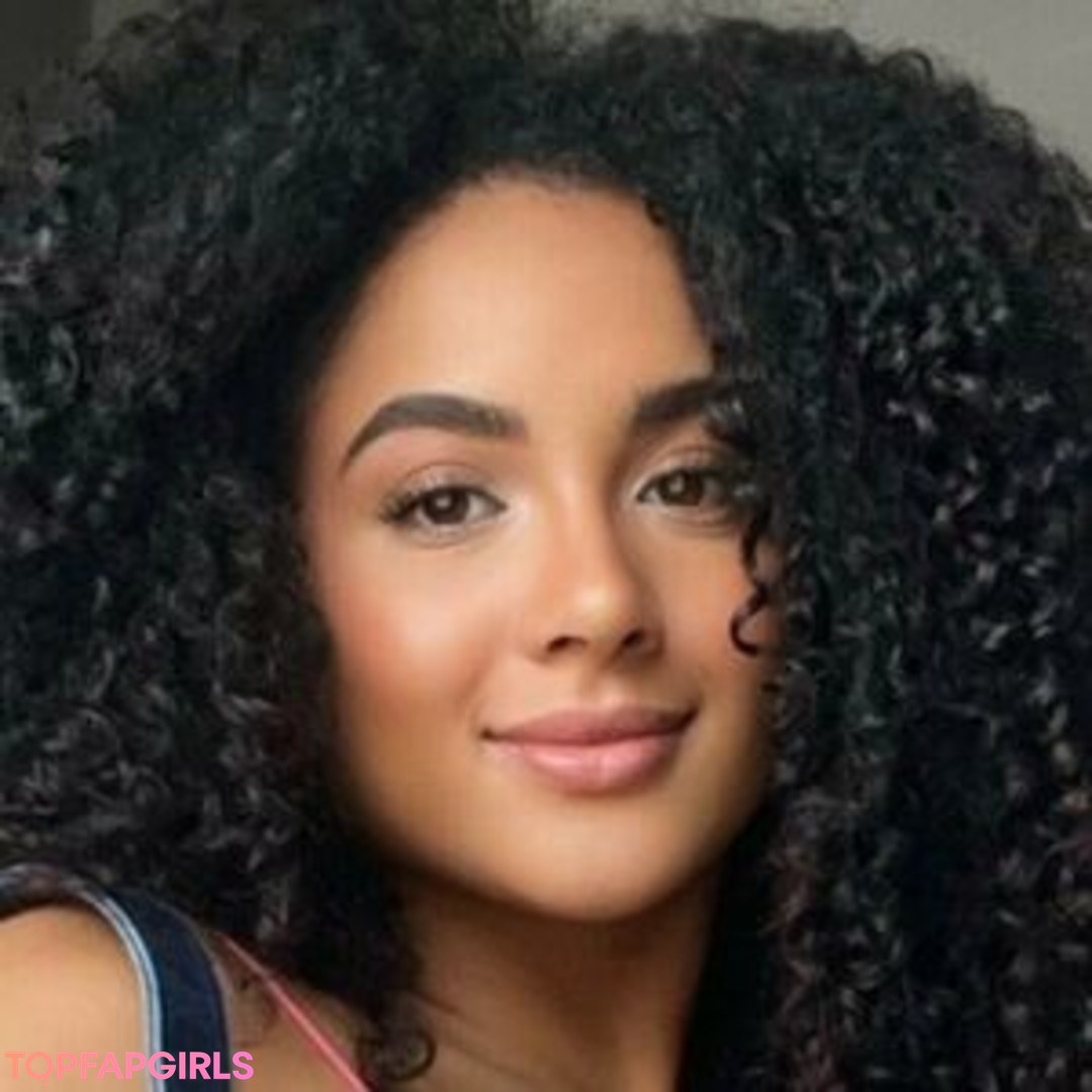 Photo nue de fuite OnlyFans de Gabi Melo #4 Photo nue de fuite OnlyFans de Gabi Melo #4