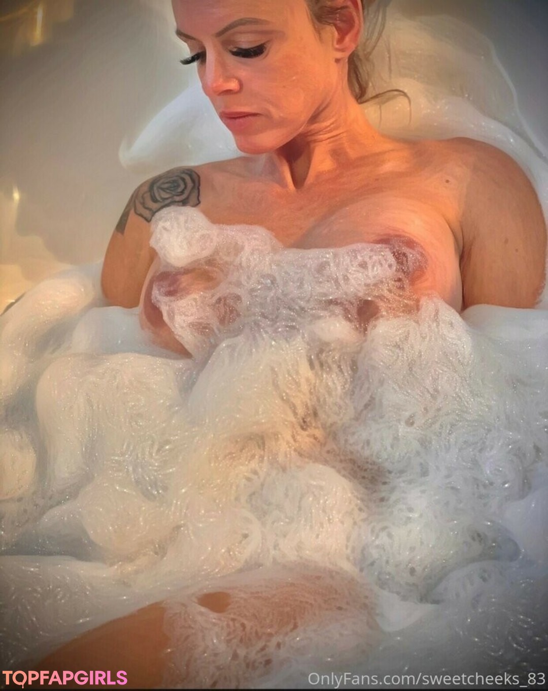 Photo nue de fuite OnlyFans de Sweetvickie #12 Photo nue de fuite OnlyFans de Sweetvickie #12