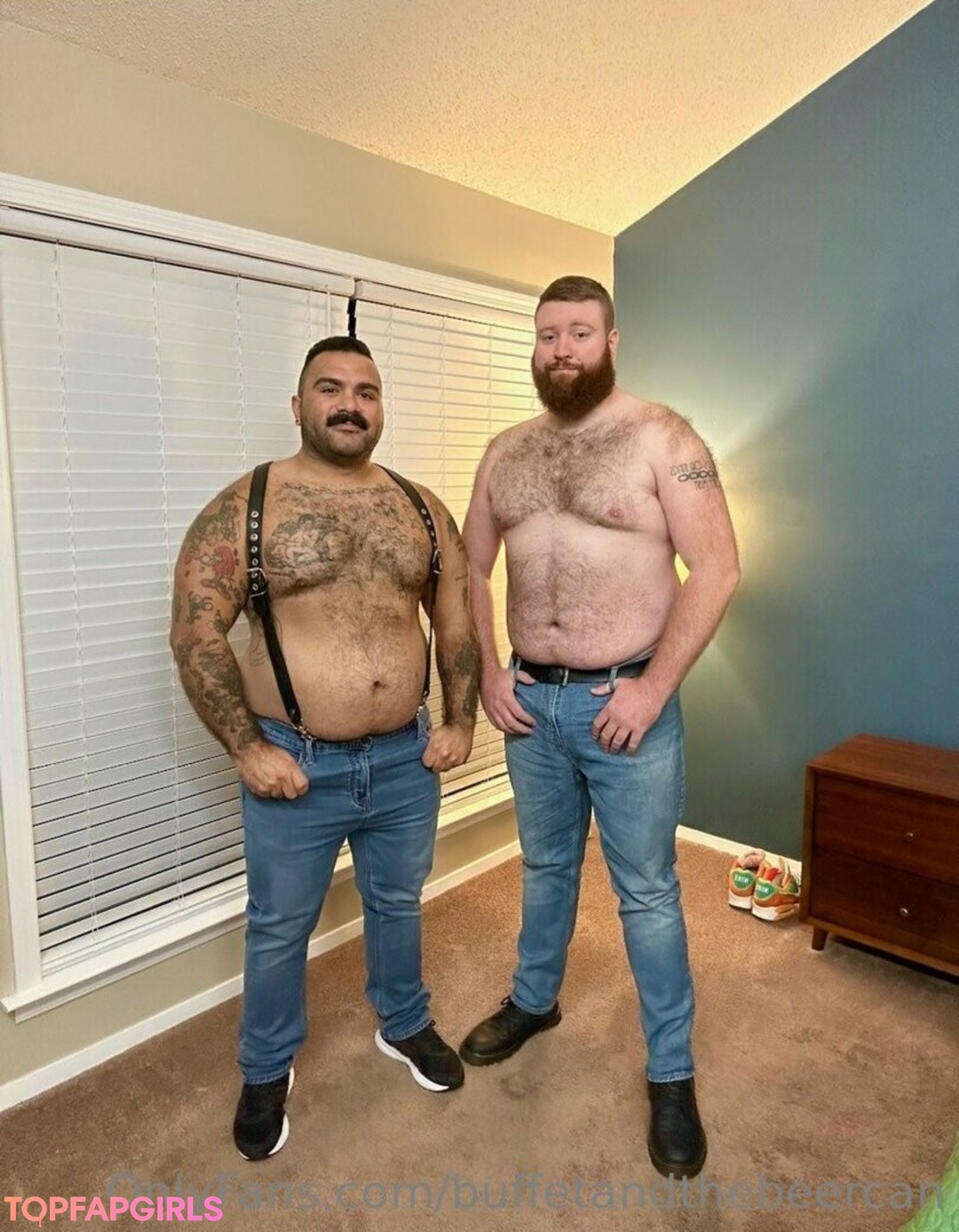 Photo nue de fuite OnlyFans de Buffetandthebeercan #41 Photo nue de fuite OnlyFans de Buffetandthebeercan #41