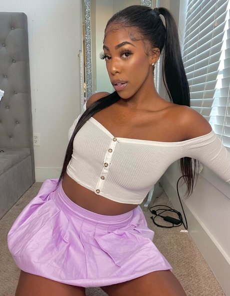 Babygirlnaomii