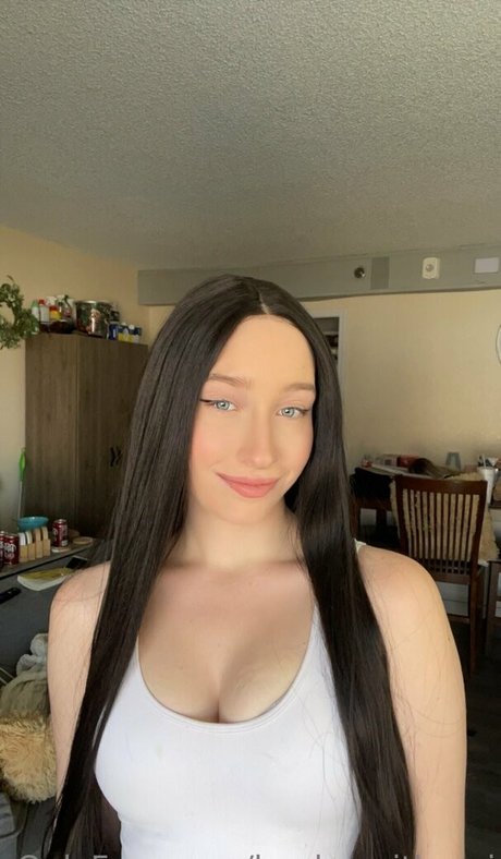 Photo nue de fuite OnlyFans de Bookswithaeri