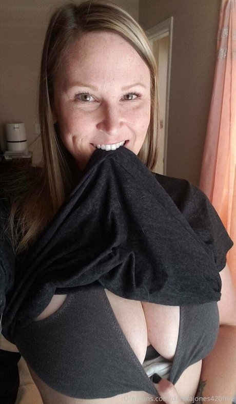 Photo nue de fuite OnlyFans de Danikajones420free