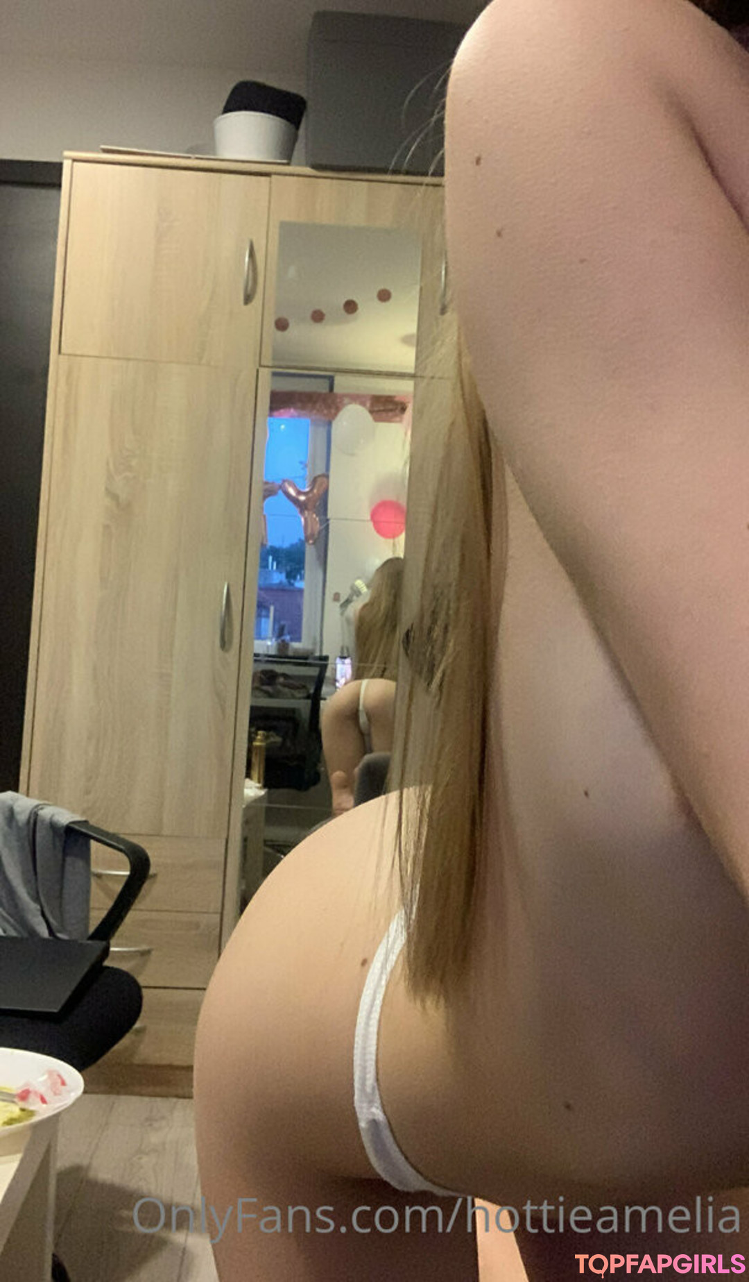 Photo nue de fuite OnlyFans de Privateamelia #54 Photo nue de fuite OnlyFans de Privateamelia #54