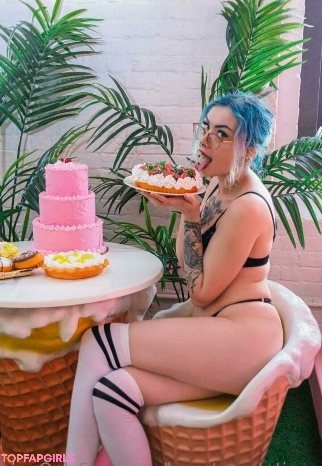 Photo nue de fuite OnlyFans de Lunartemptations #20 Photo nue de fuite OnlyFans de Lunartemptations #20