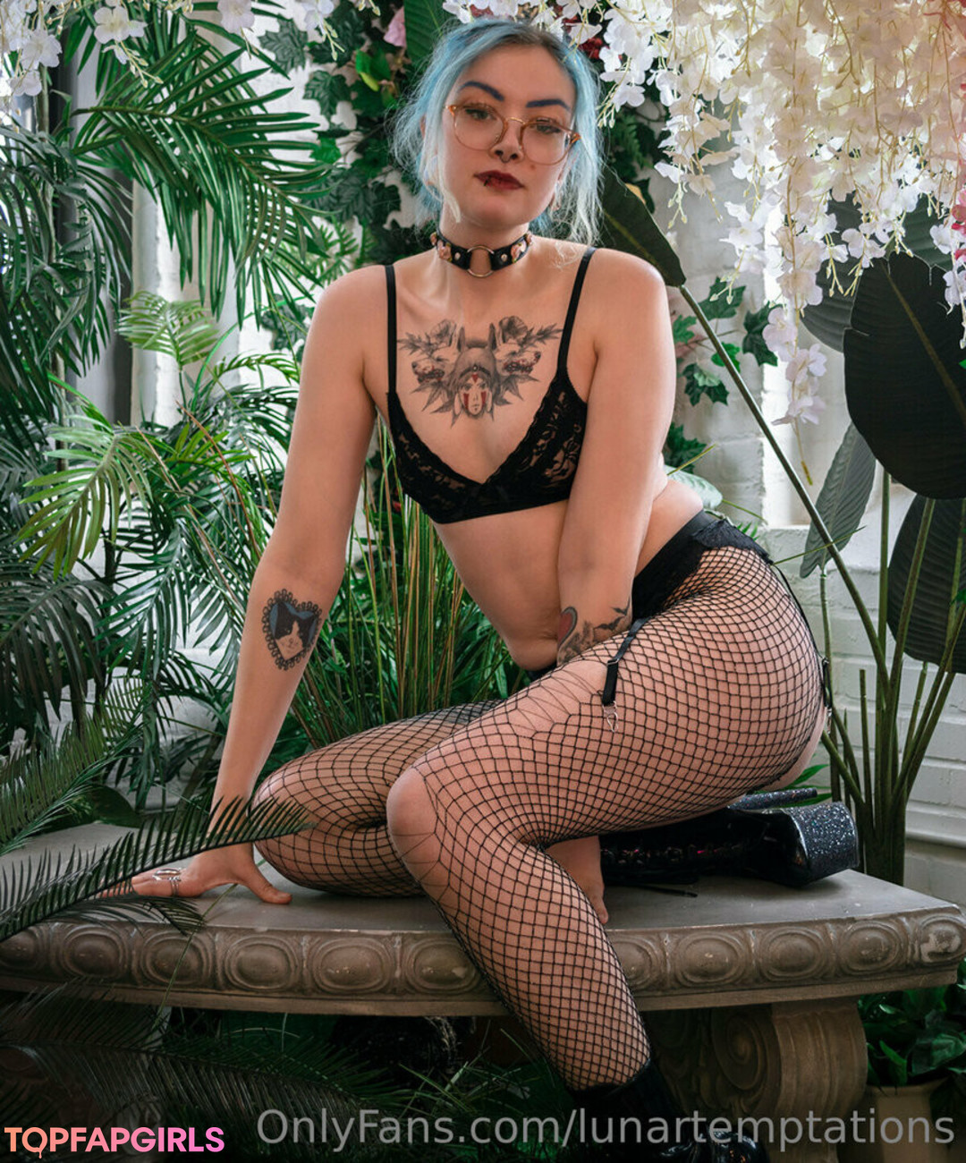 Photo nue de fuite OnlyFans de Lunartemptations #29 Photo nue de fuite OnlyFans de Lunartemptations #29