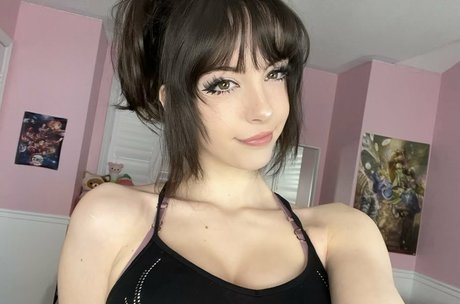 Photo nue de fuite OnlyFans de Emiki28