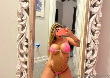 Photo nue de fuite OnlyFans de Katrinavanessa