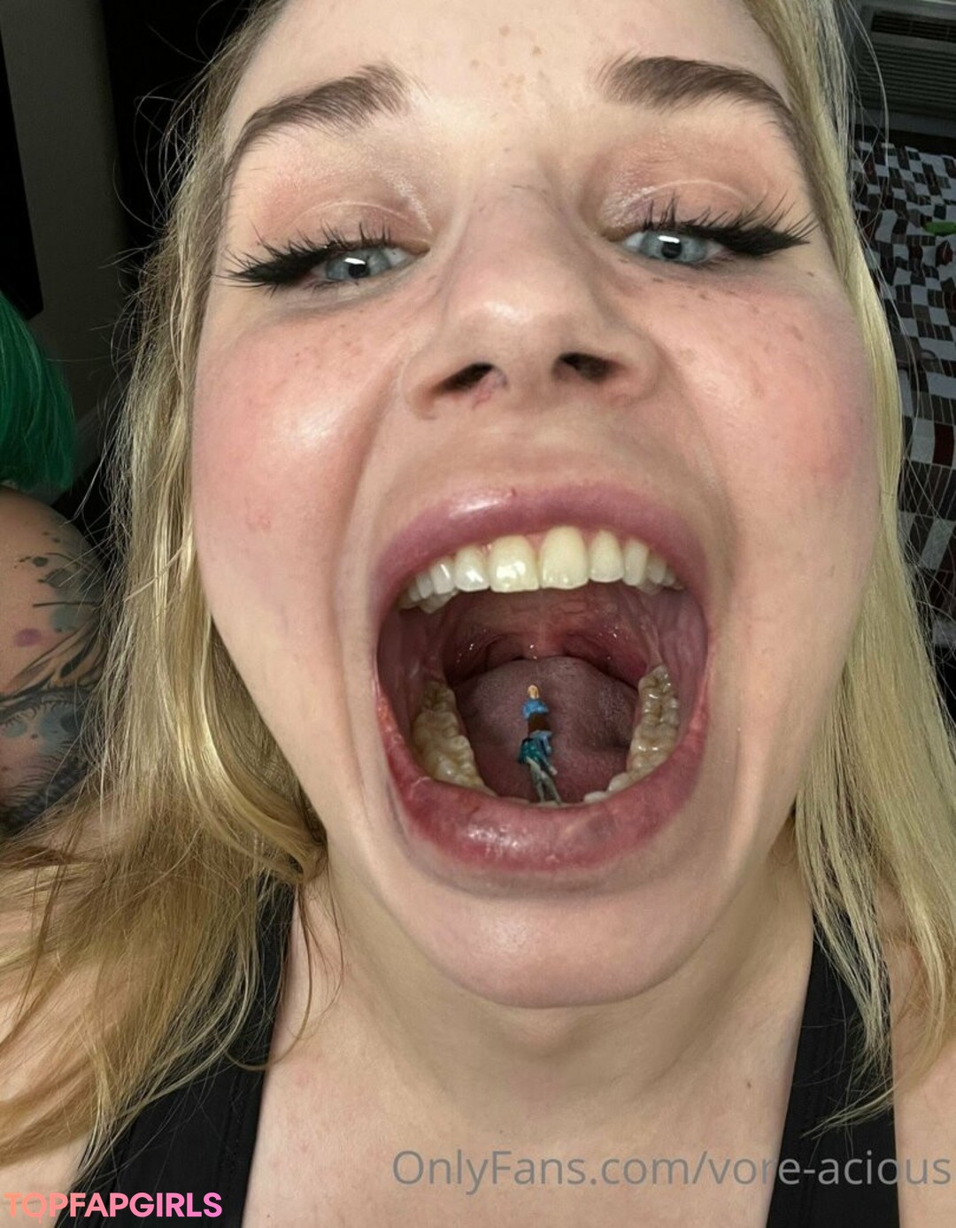 Photo nue de fuite OnlyFans de Voreaciousclips #24 Photo nue de fuite OnlyFans de Voreaciousclips #24