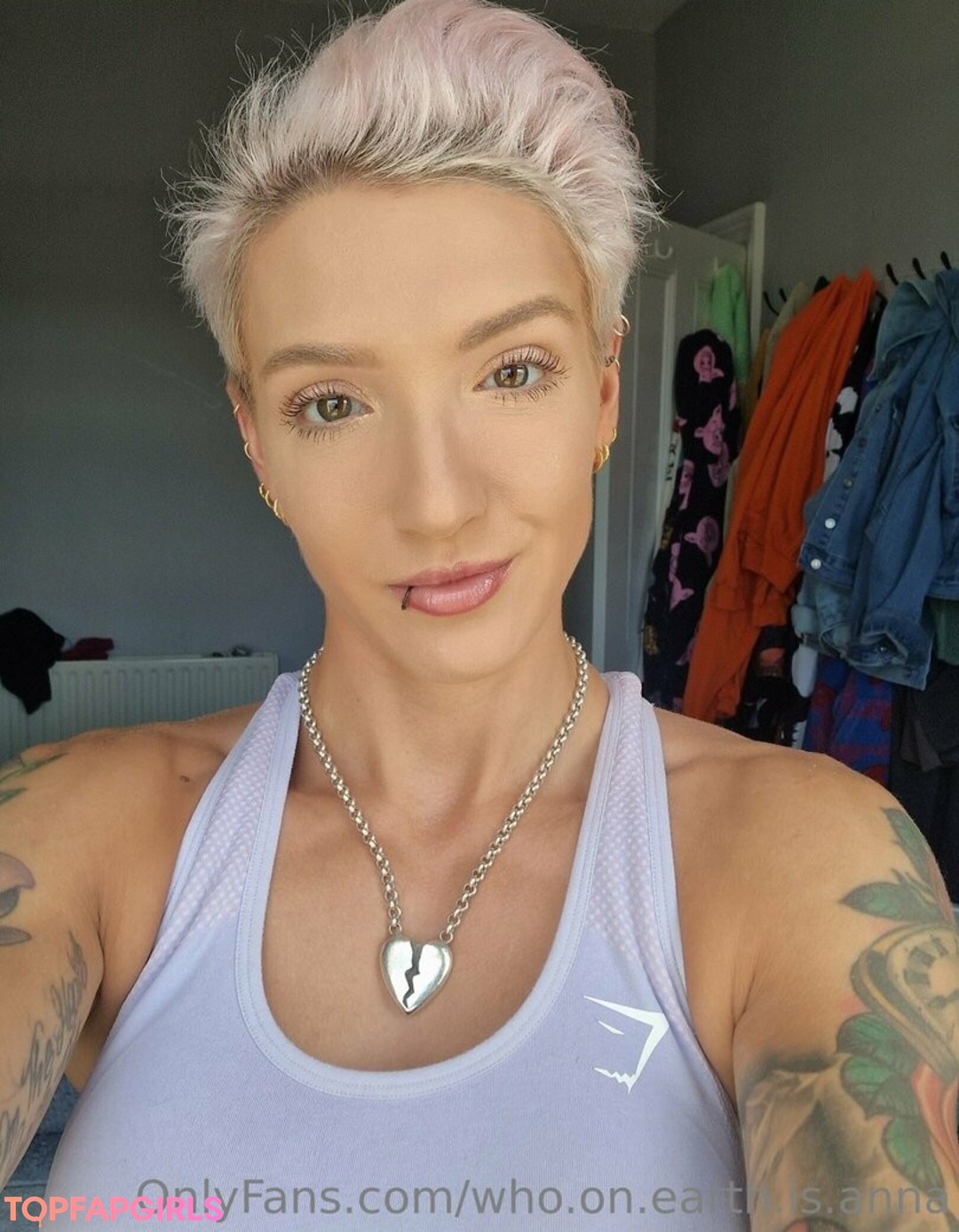Photo nue de fuite OnlyFans de Whoonearthisanna #15 Photo nue de fuite OnlyFans de Whoonearthisanna #15