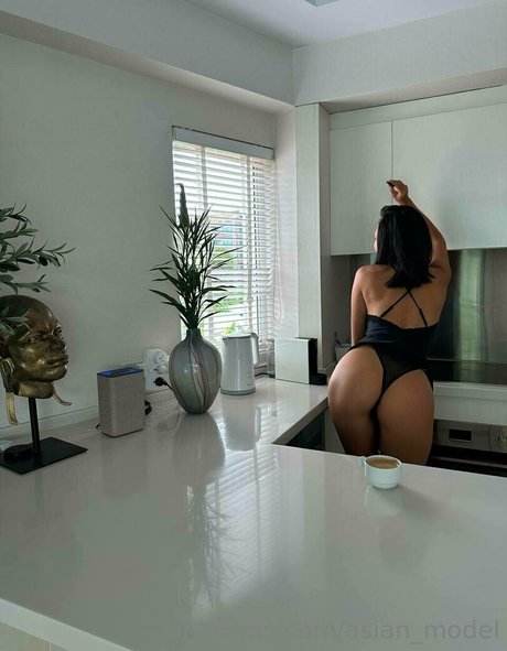 Asianmodel