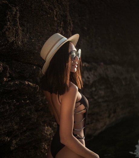 Asianmodel