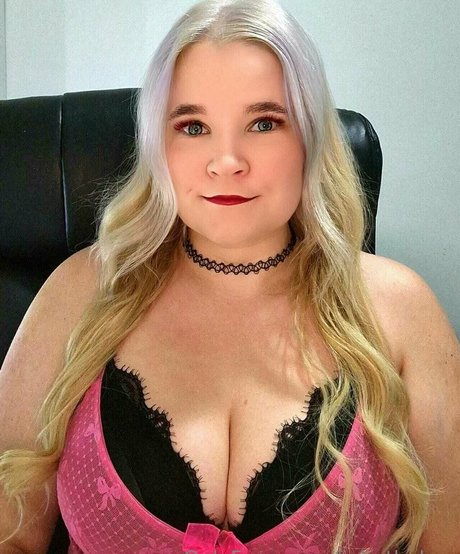 Finhotbabes