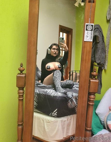 Petiteeprincess