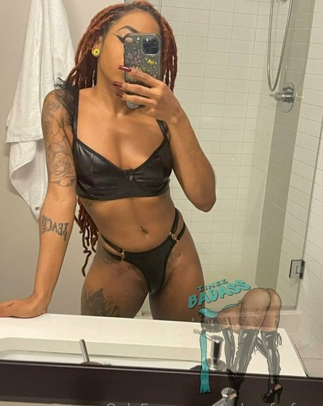 Photo nue de fuite OnlyFans de Badassforfree