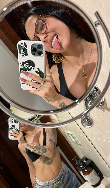 Photo nue de fuite OnlyFans de Candyflipgirl