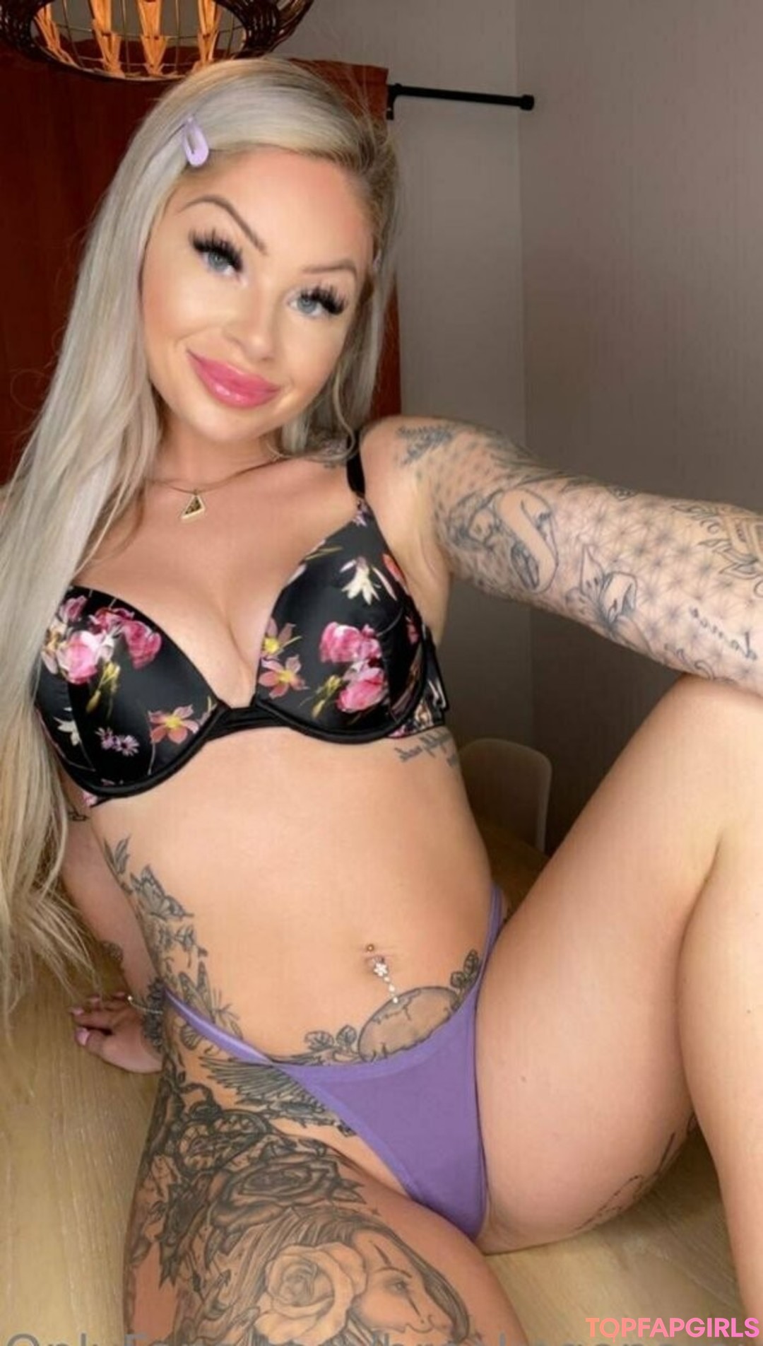 Photo nue de fuite OnlyFans de Brookegonerouge #100 Photo nue de fuite OnlyFans de Brookegonerouge #100