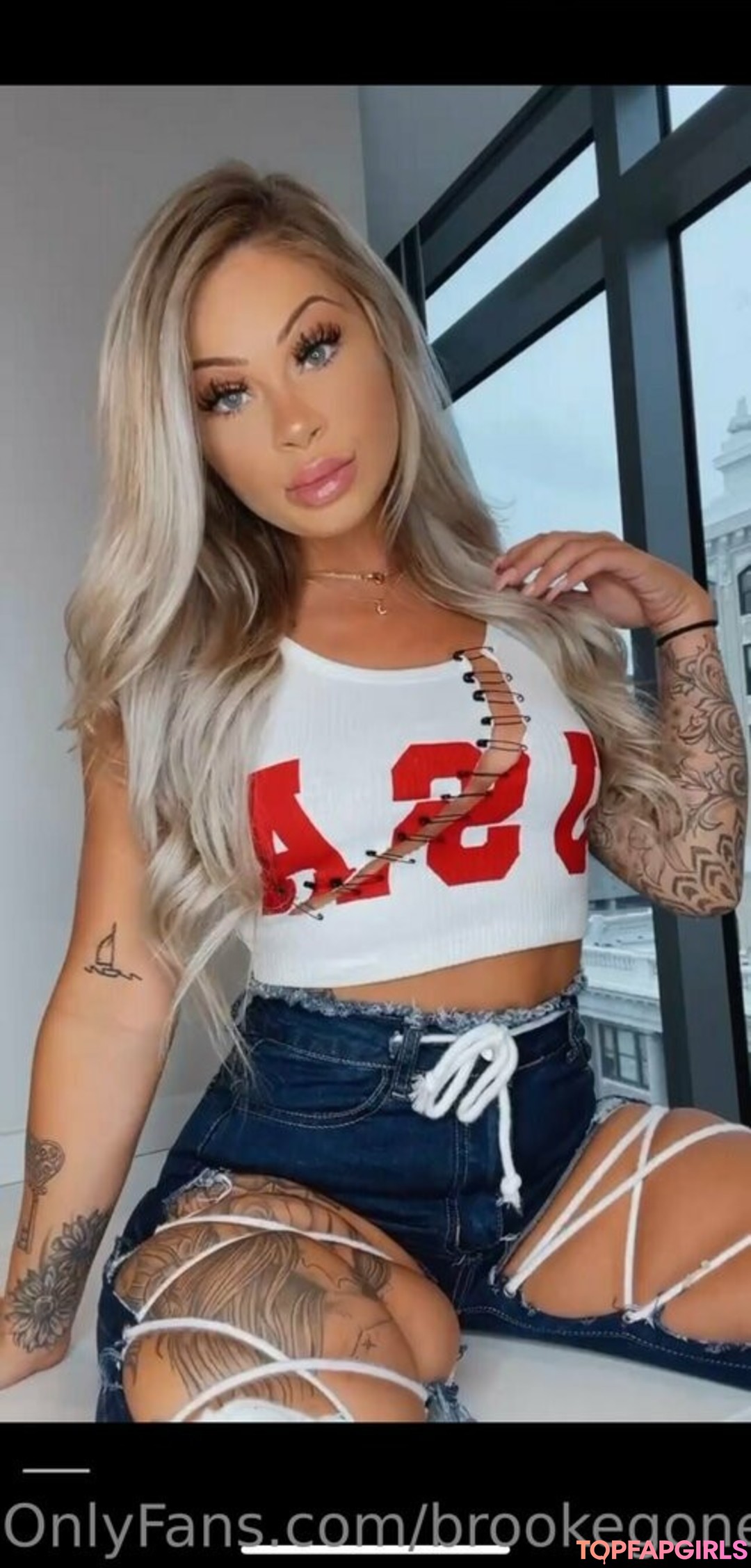 Photo nue de fuite OnlyFans de Brookegonerouge #108 Photo nue de fuite OnlyFans de Brookegonerouge #108