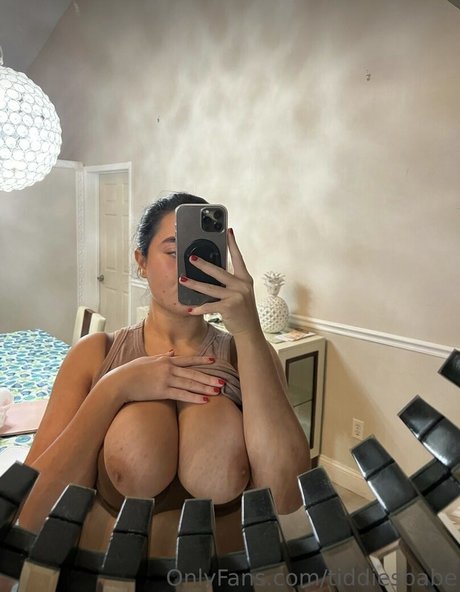 Tiddiesbabe