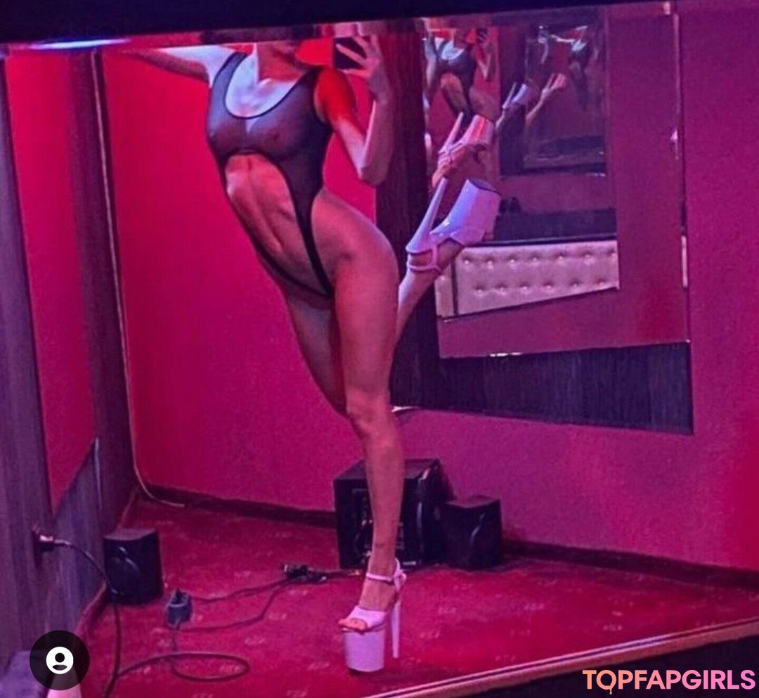 Photo nue de fuite OnlyFans de Lilith13goddesss #8 Photo nue de fuite OnlyFans de Lilith13goddesss #8