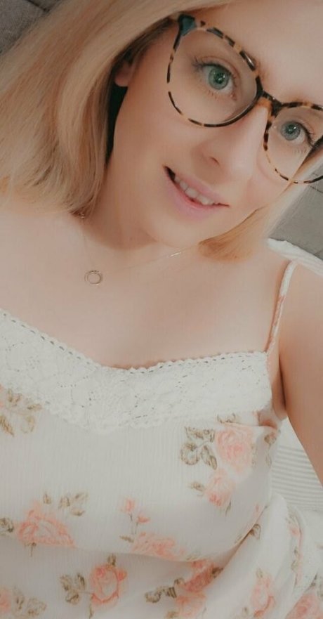 Photo nue de fuite OnlyFans de Lottielushloves