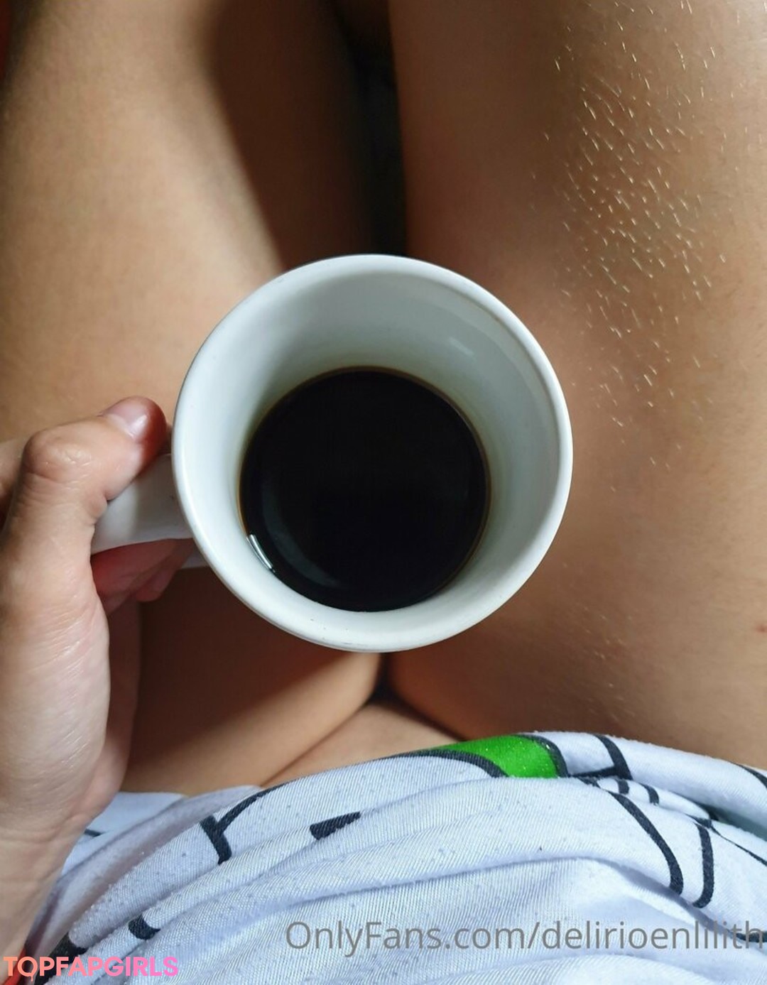 Photo nue de fuite OnlyFans de Delirioenlilith #73 Photo nue de fuite OnlyFans de Delirioenlilith #73