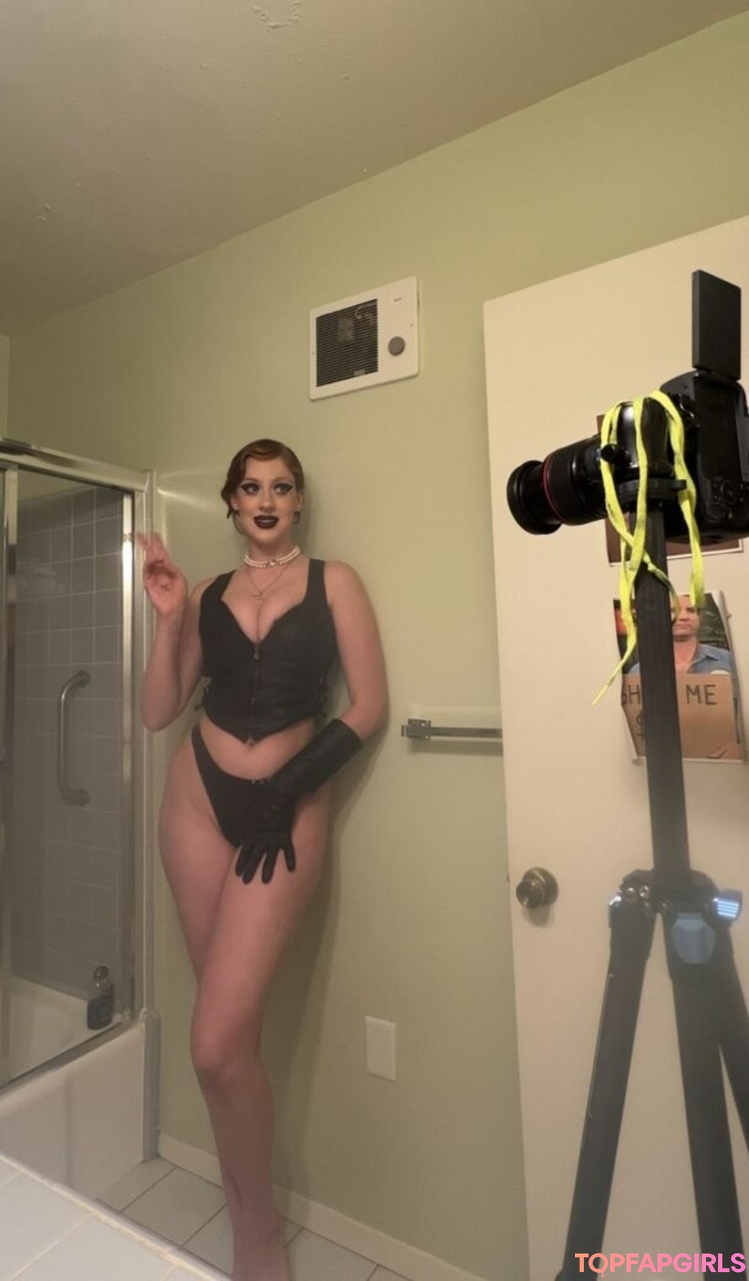 Photo nue de fuite OnlyFans de Tati Bruening #101 Photo nue de fuite OnlyFans de Tati Bruening #101