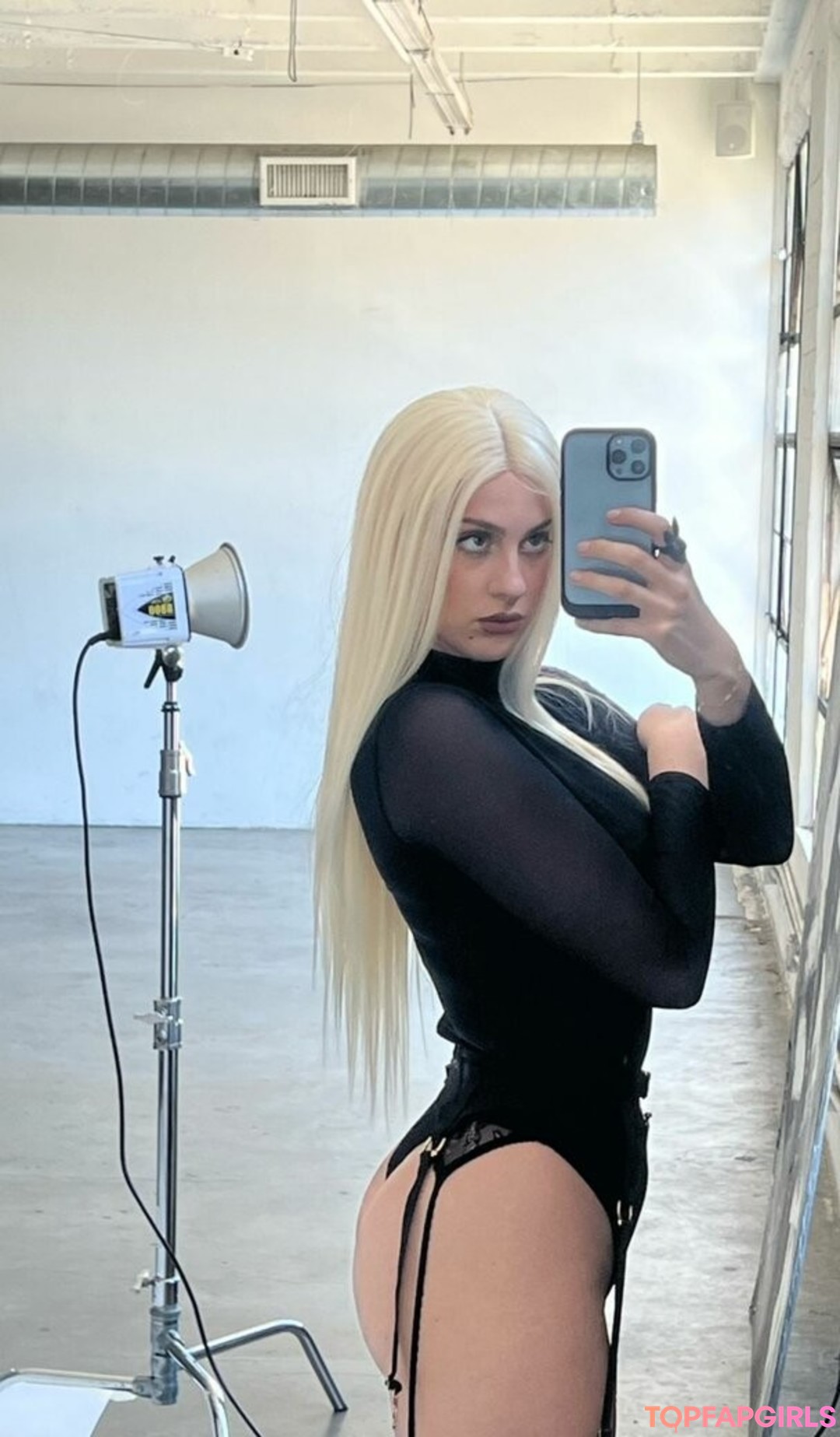 Photo nue de fuite OnlyFans de Tati Bruening #106 Photo nue de fuite OnlyFans de Tati Bruening #106