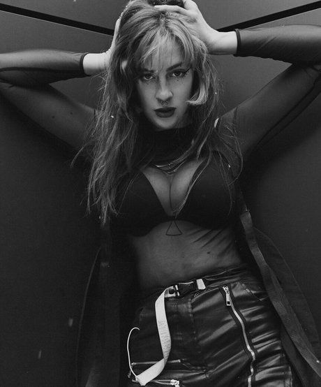 Tati Bruening
