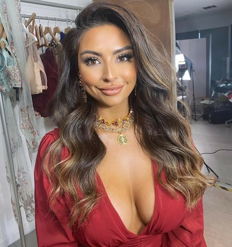 Photo nue de fuite OnlyFans de Natasha Sandhu