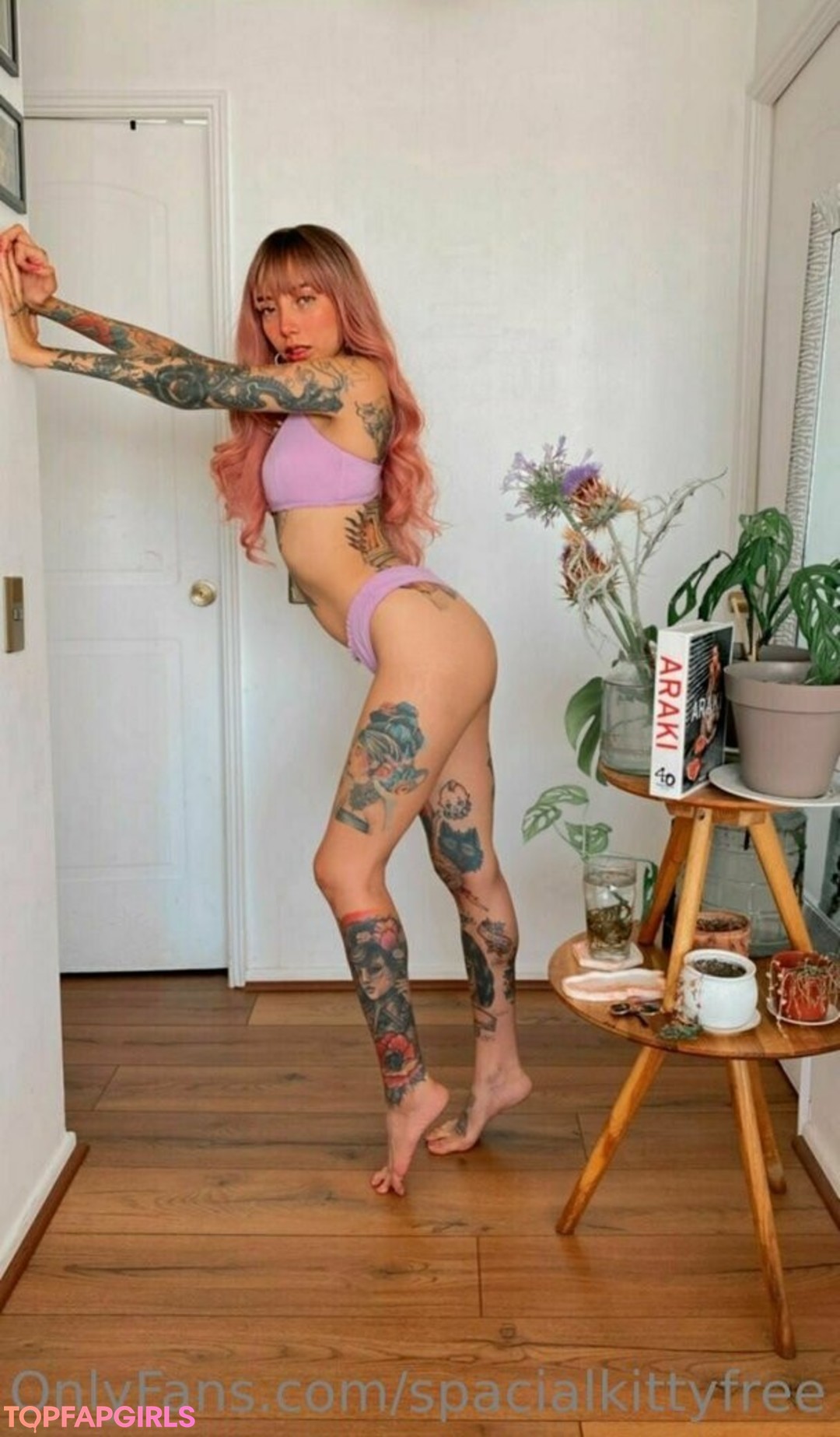 Photo nue de fuite OnlyFans de Spacialkittyfree #4 Photo nue de fuite OnlyFans de Spacialkittyfree #4