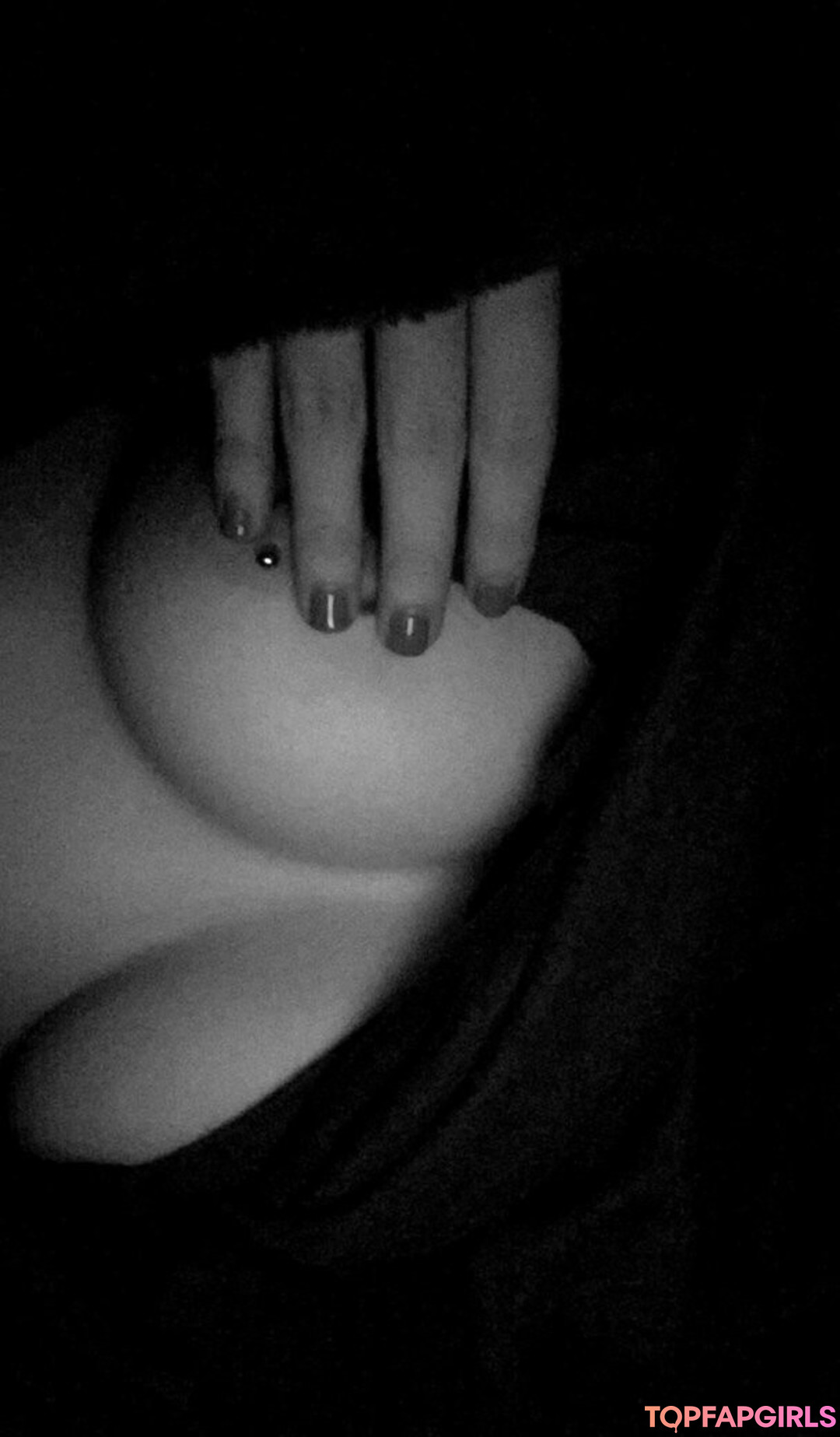 Photo nue de fuite OnlyFans de Brunettefivefootfour #7 Photo nue de fuite OnlyFans de Brunettefivefootfour #7