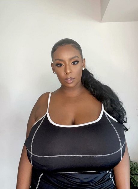 Photo nue de fuite OnlyFans de Marta Ethio