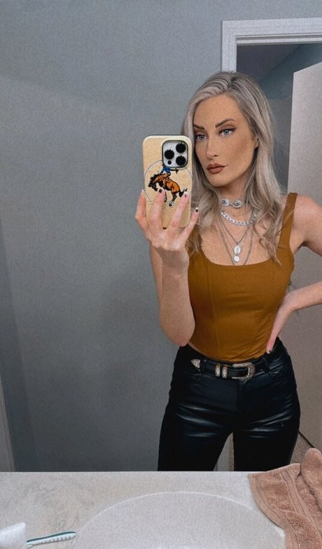 BasicWitGirl