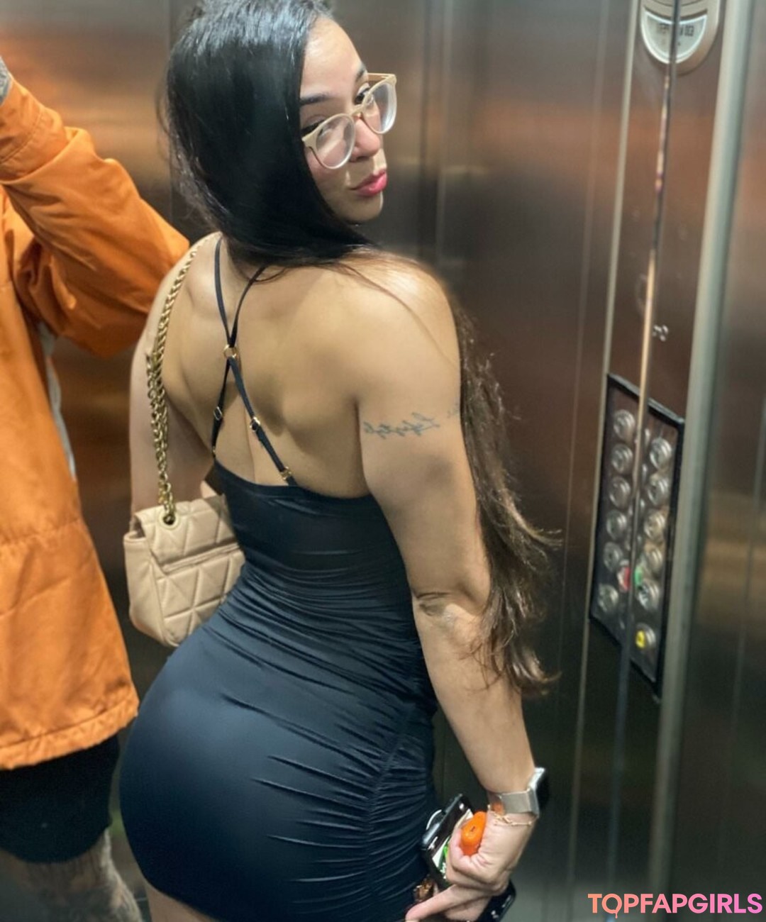 Photo nue de fuite OnlyFans de Amira Daher #262 Photo nue de fuite OnlyFans de Amira Daher #262