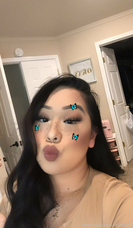 Asianbbygirl18