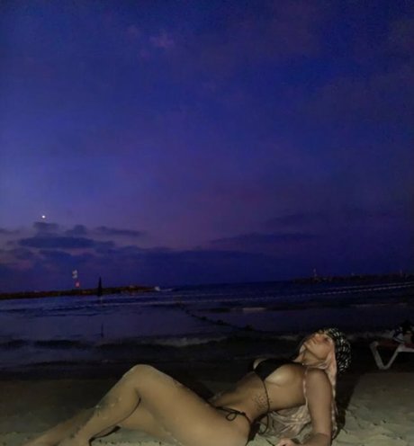 Photo nue de fuite OnlyFans de Carmel Yehezkel