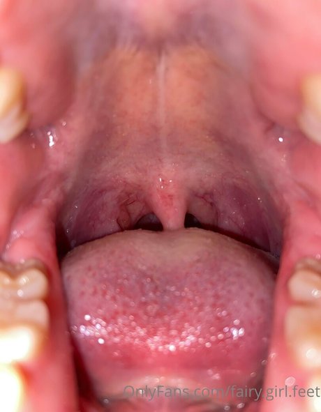 Fairy.girl.feet