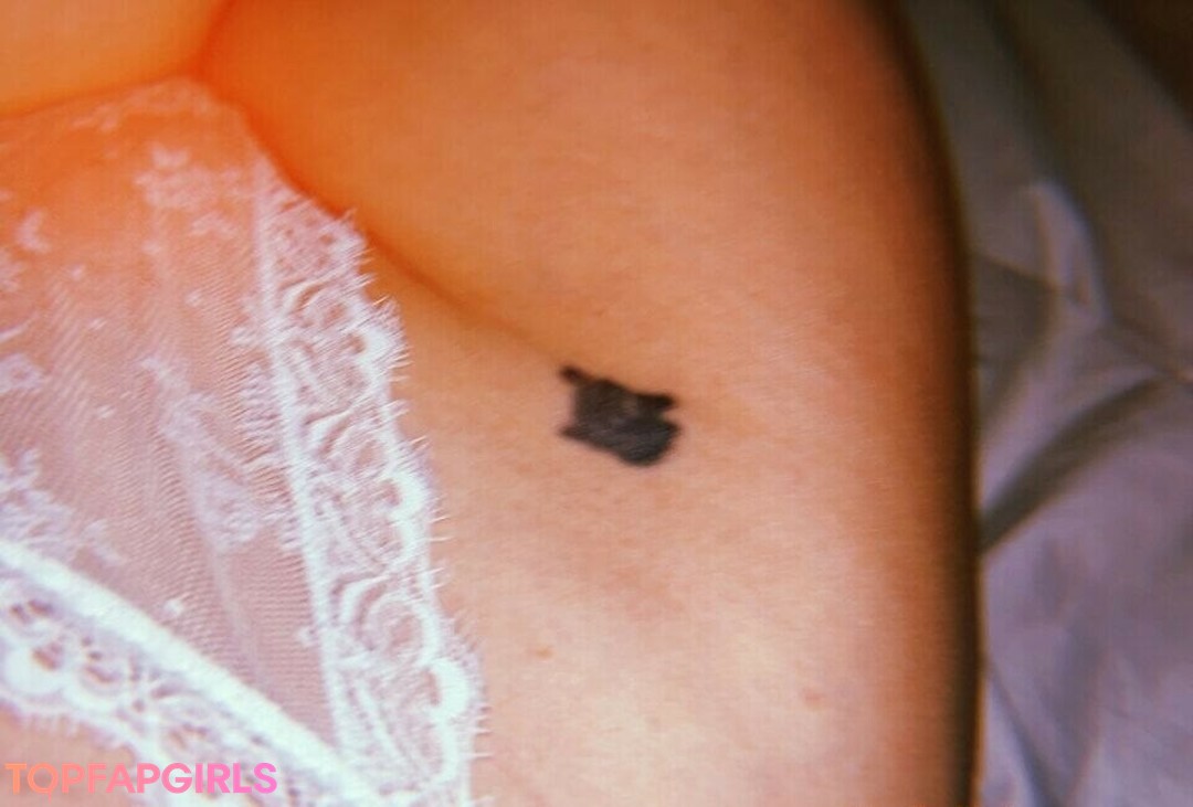 Photo nue de fuite OnlyFans de La Mala Rodriguez #550 Photo nue de fuite OnlyFans de La Mala Rodriguez #550