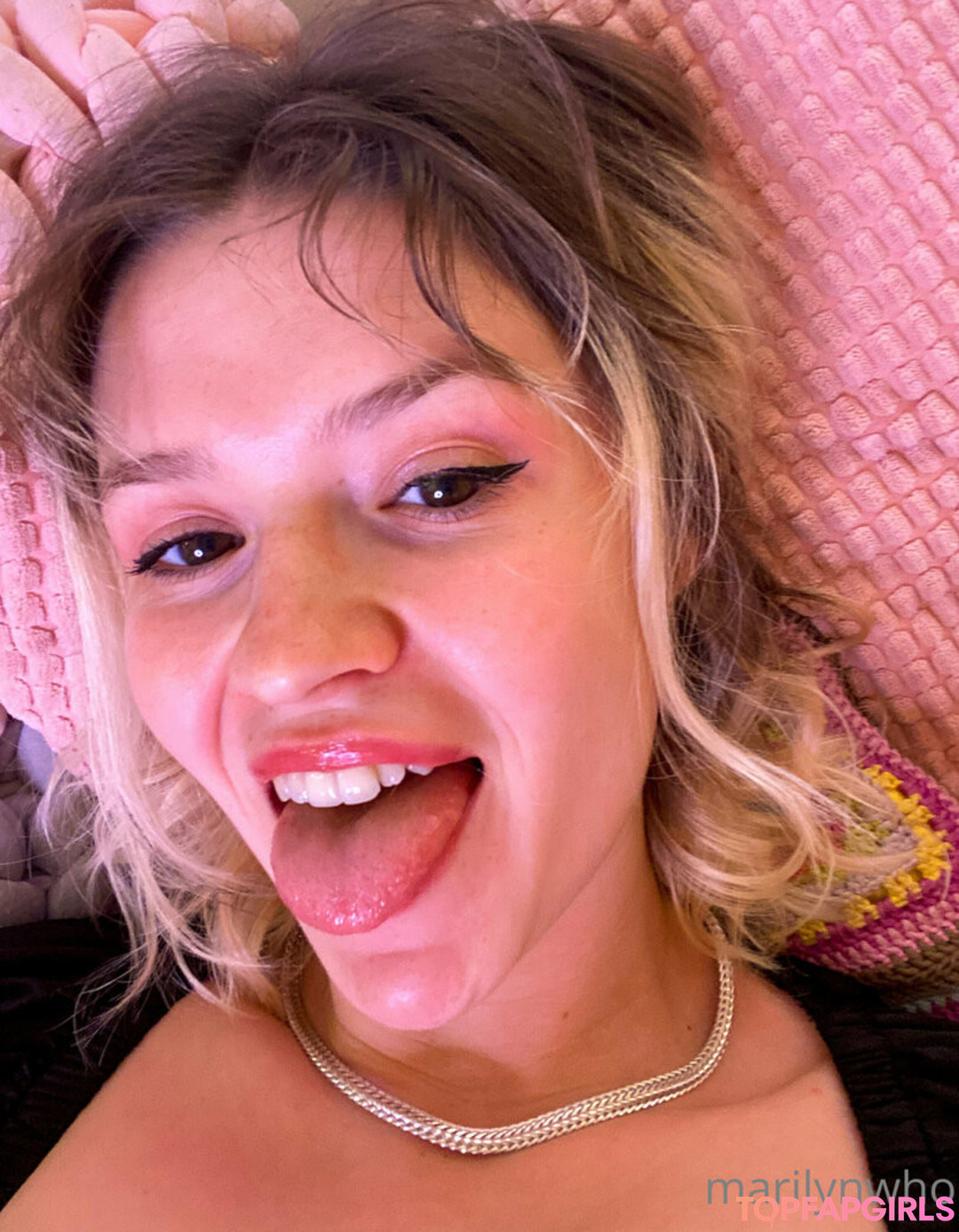 Photo nue de fuite OnlyFans de Marilynwhoo #101 Photo nue de fuite OnlyFans de Marilynwhoo #101