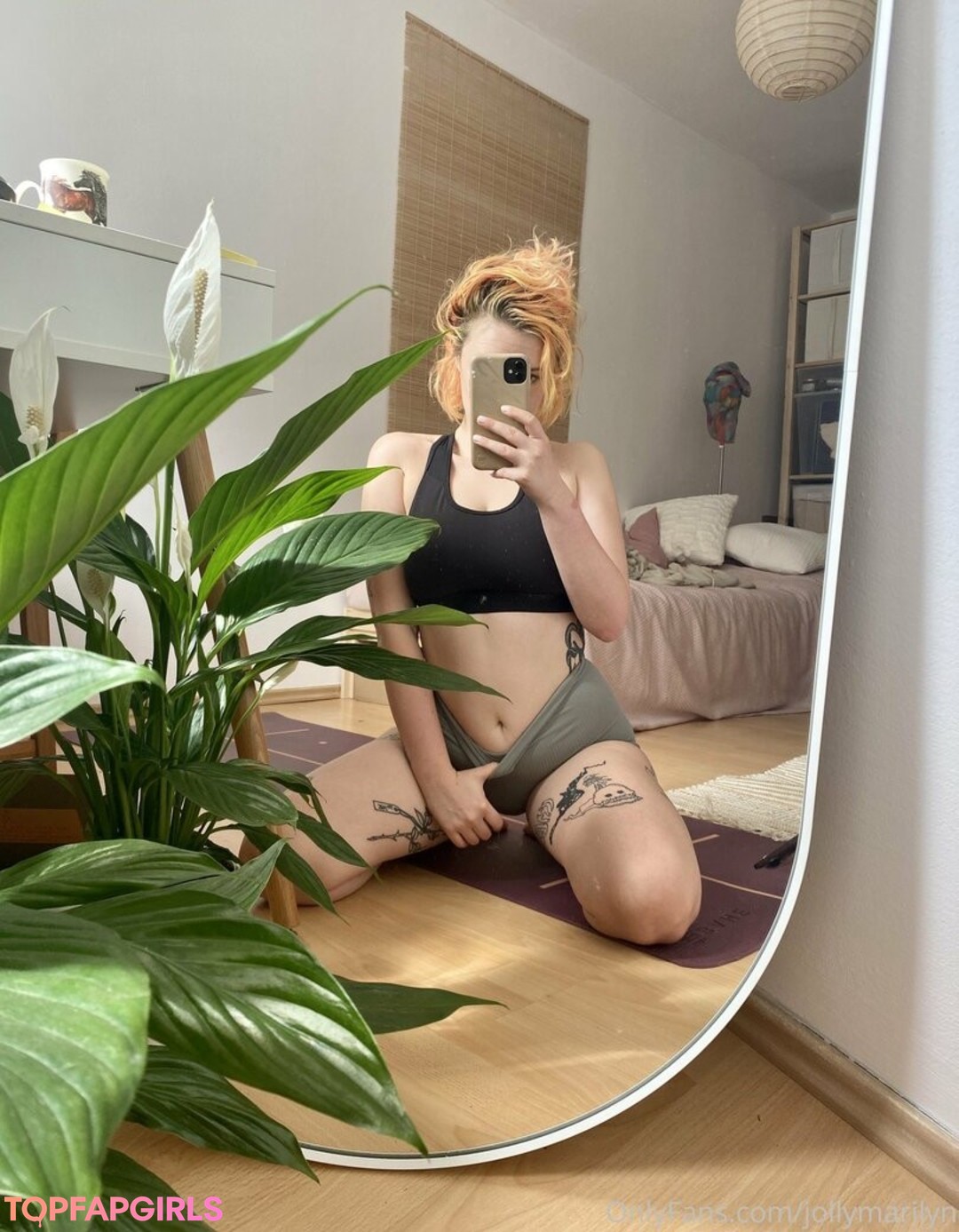 Photo nue de fuite OnlyFans de Marilynwhoo #15 Photo nue de fuite OnlyFans de Marilynwhoo #15