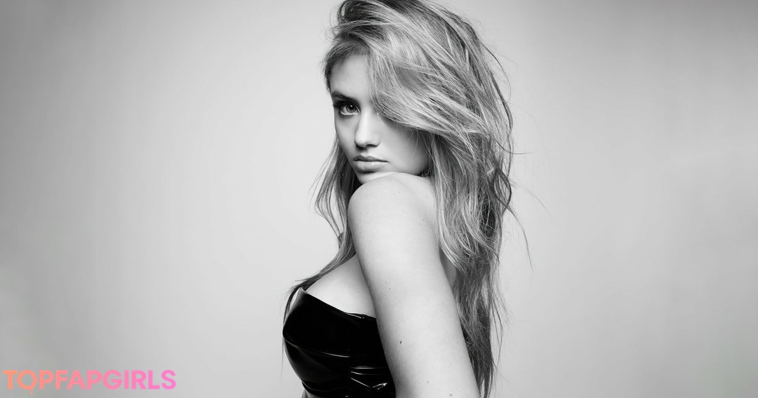 Photo nue de fuite OnlyFans de Leni Olumi Klum #15 Photo nue de fuite OnlyFans de Leni Olumi Klum #15