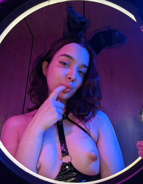 Photo nue de fuite OnlyFans de Yourlovesophia