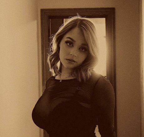 Clara00ellis
