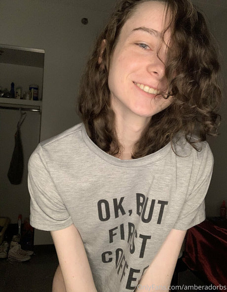 Photo nue de fuite OnlyFans de Amberadorbs